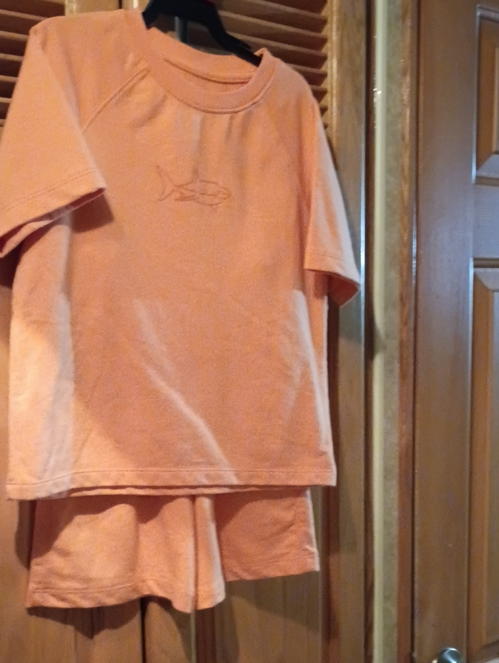 wonder Nation Orange Color Short Sleeve Short Set with Shark On Shirt Boys Size6